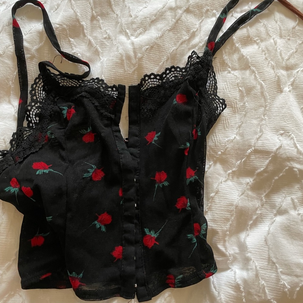 Princess Polly crop top